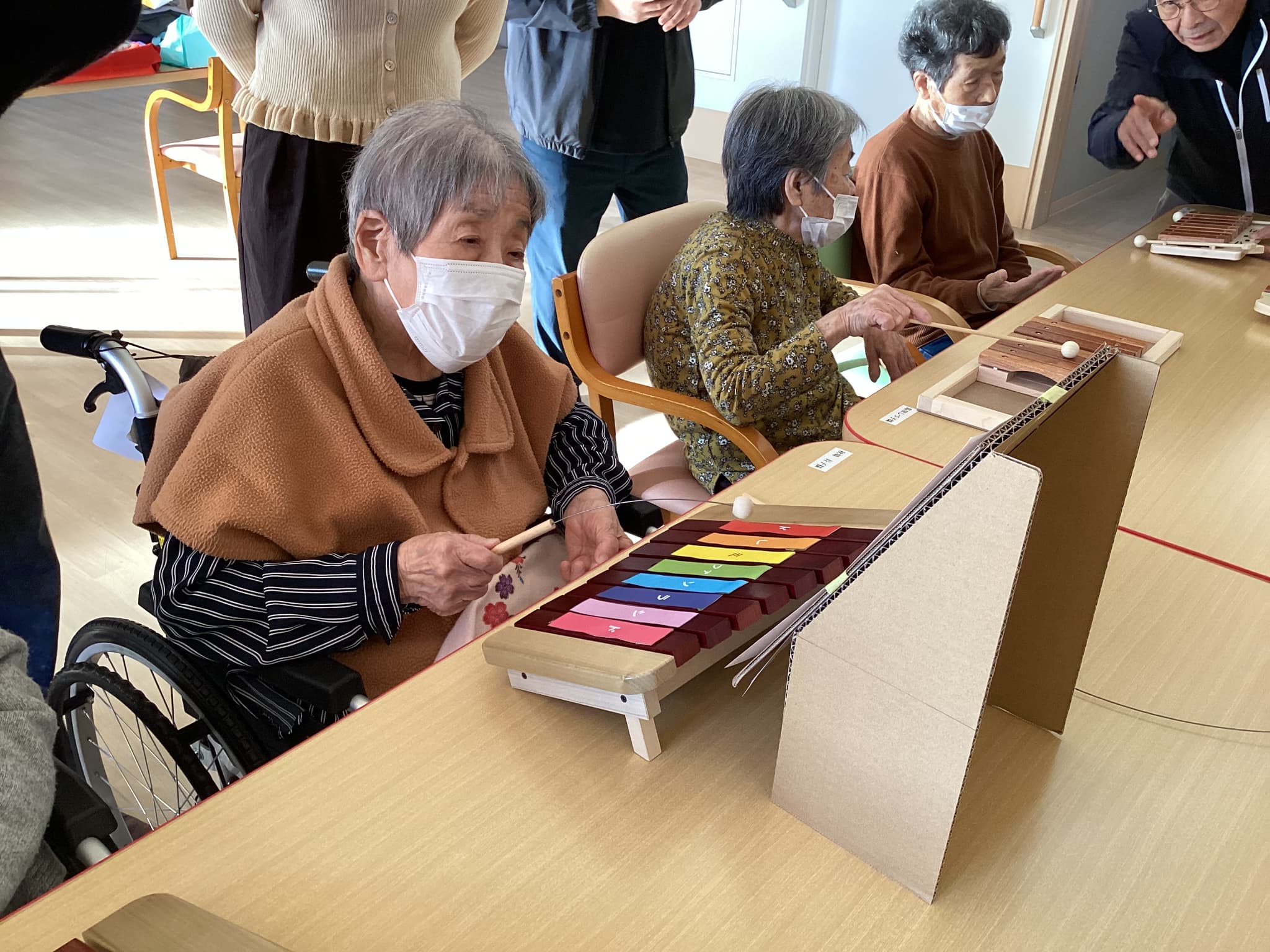 「アースケア前橋　朝倉の里」洗面台及び木琴レク