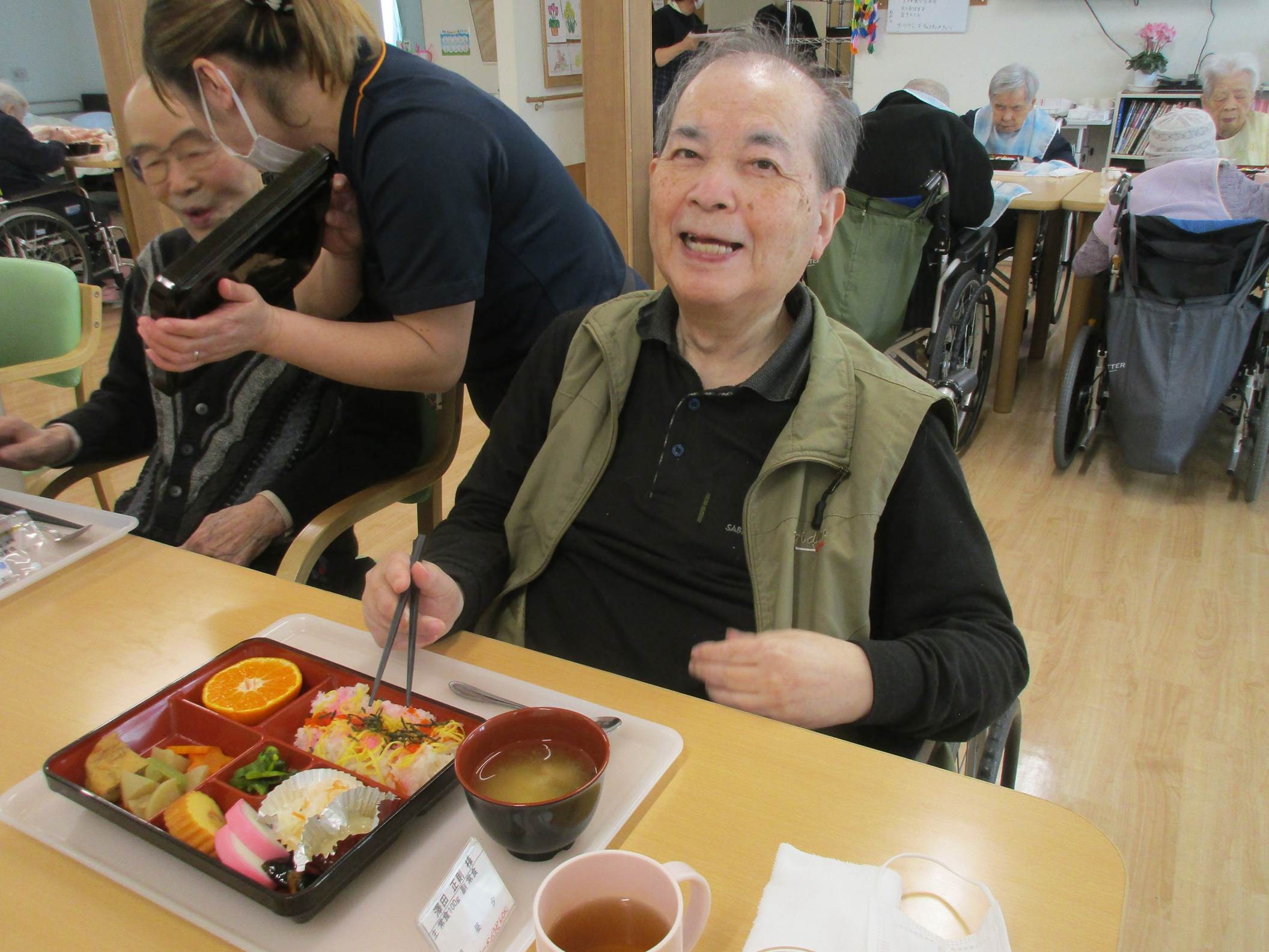 「アースケア沼田　利根の里」お正月箱膳🎍