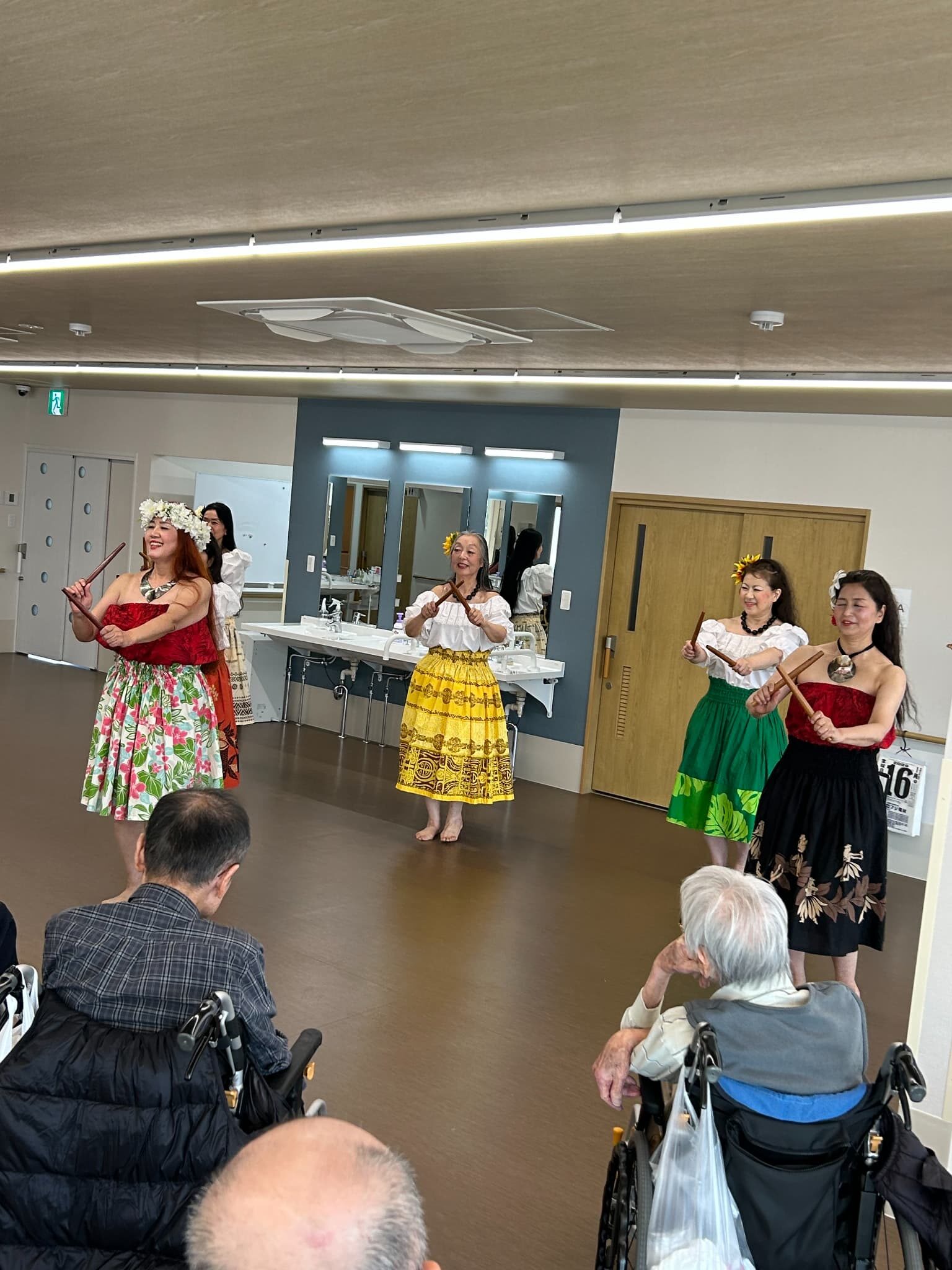 「PDビレッジ豊川」デイサービスイベント～フラダンスと豆まき～