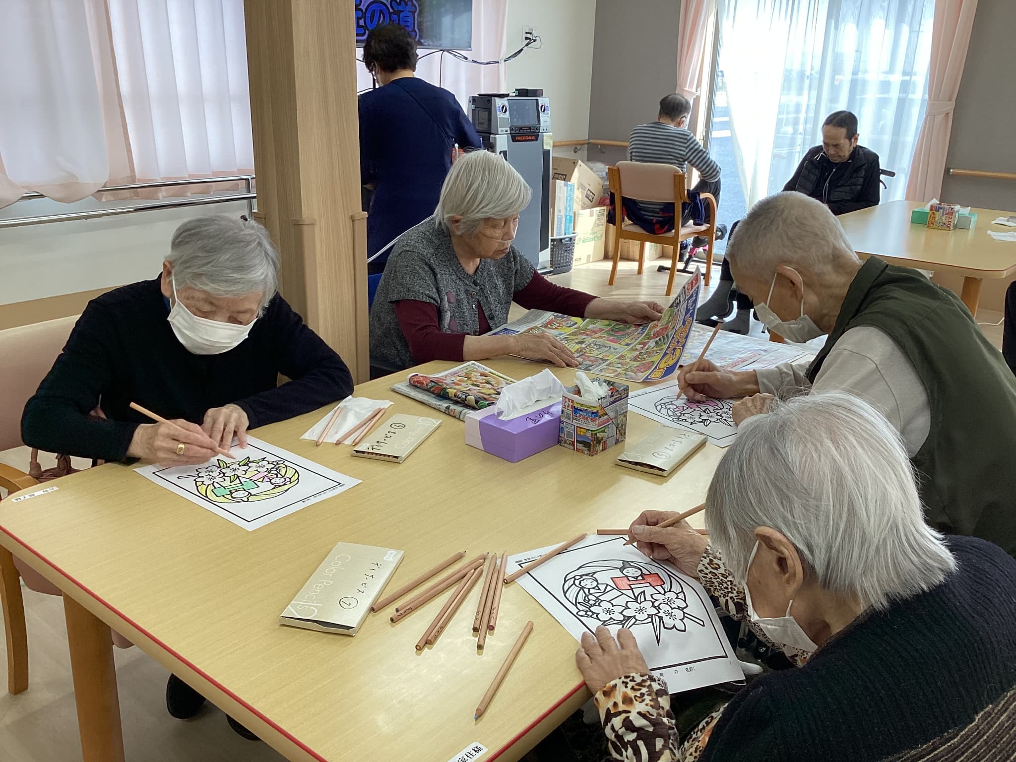 「アースケア前橋　朝倉の里」色塗り作業(^^♪