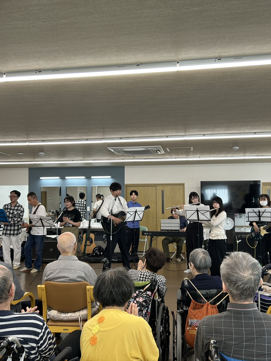 「PDビレッジ豊川」かわしんバンド訪問