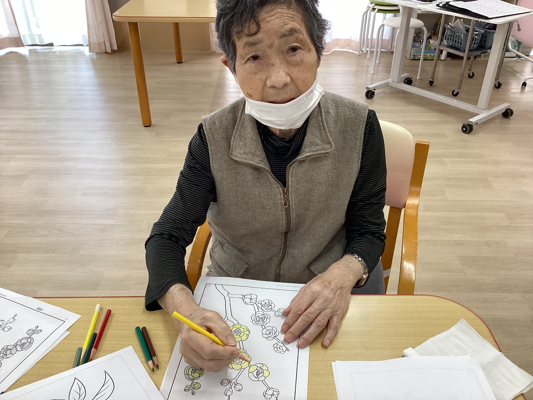 「アースケア前橋　朝倉の里」塗り絵レク(#^.^#)